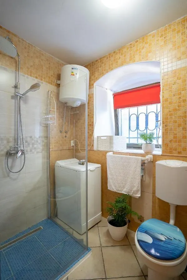 Lovran Old Town Apartment, 50M From Sea